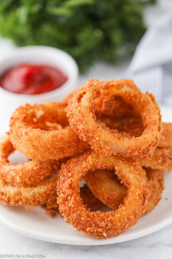 plate of onion rings