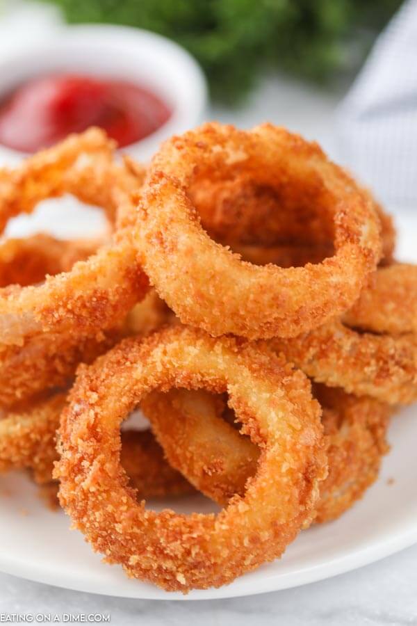 plate of onion rings