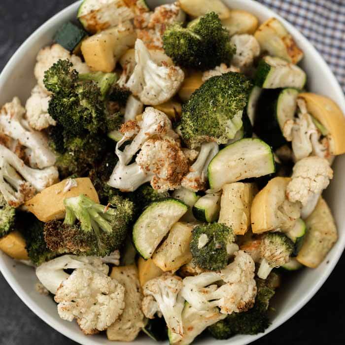 air fryer vegetables in serving bowl