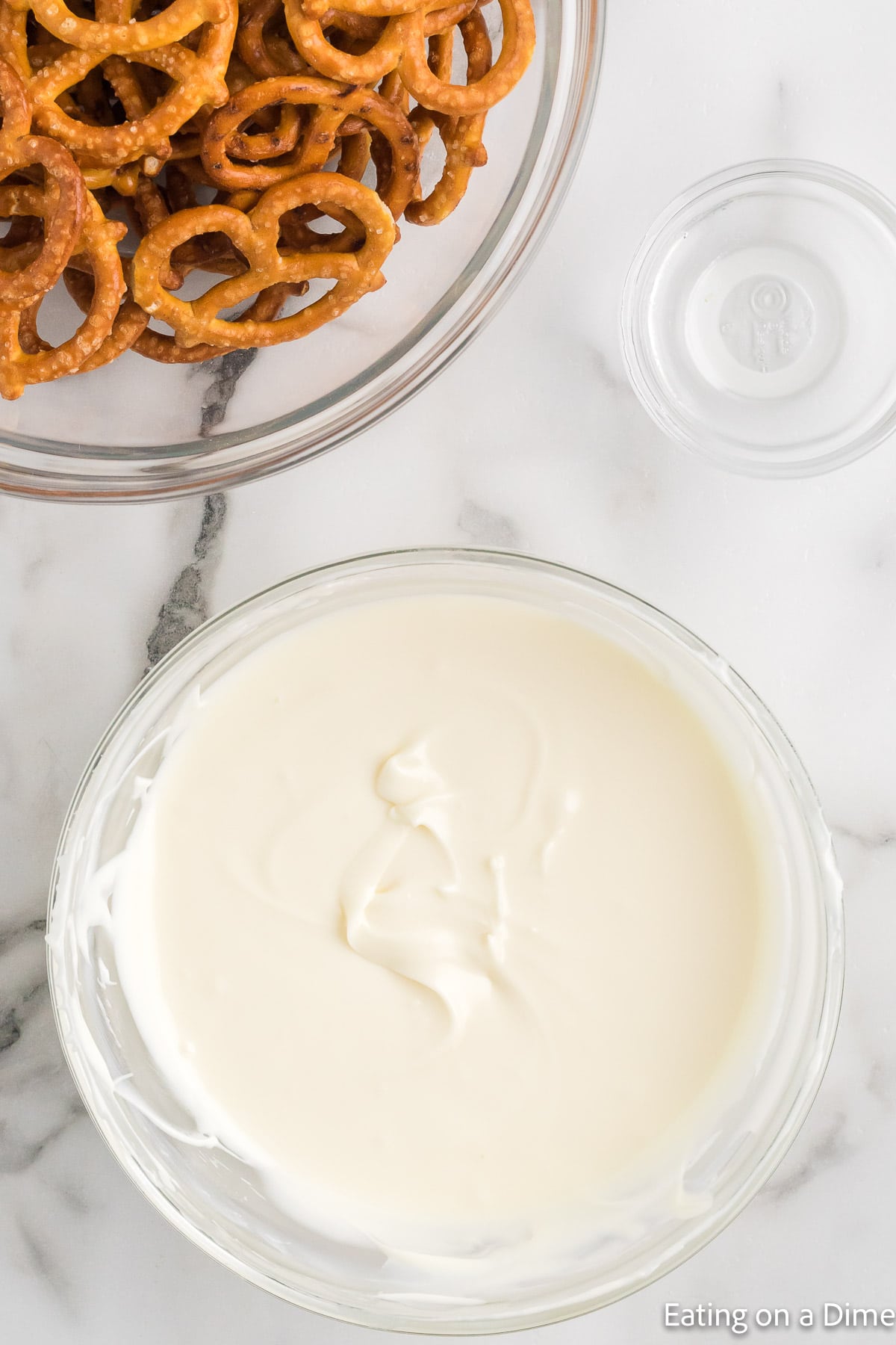 Melted white chocolate in a bowl