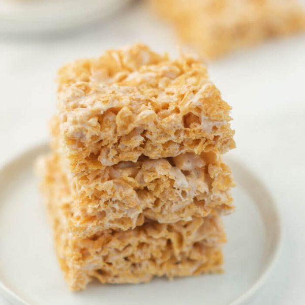 No bake cinnamon corn flake cereal bars recipe - Quick and Easy!