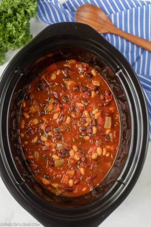 Close up image of vegetarian chili in a crock pot. 