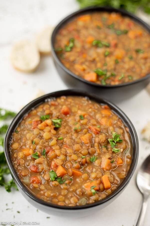 Bowl of lentil soup ready to enjoy. 