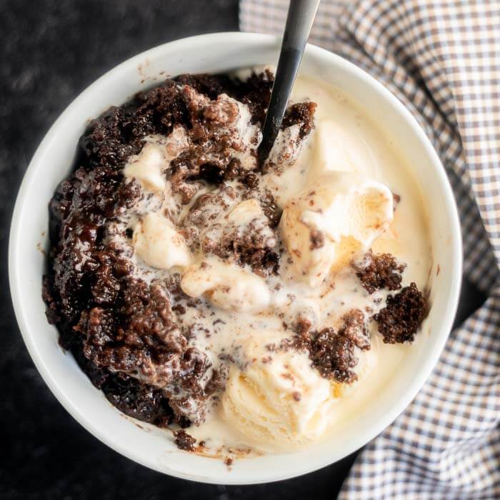 Crockpot Chocolate Lava Cake Recipe – Eating on a Dime