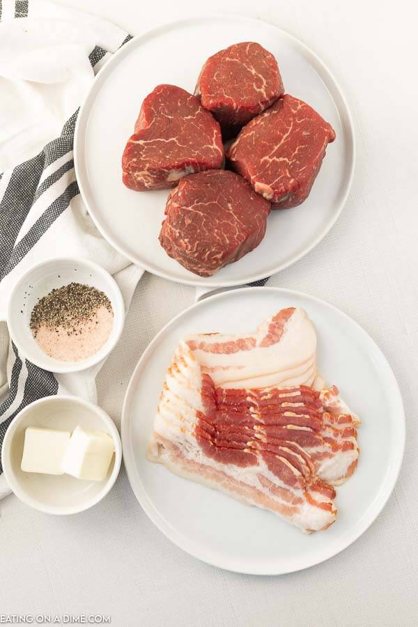 Ingredients for recipe: filet mignon, seasonings, bacon