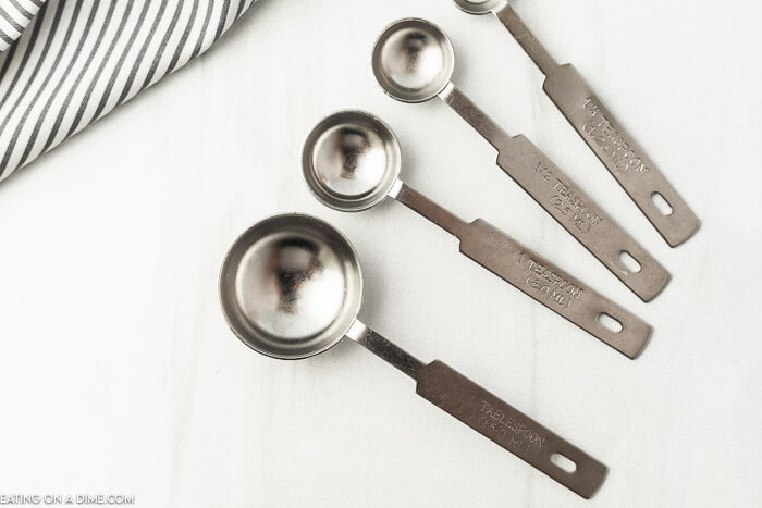 Close up image of teaspoons and tablespoons