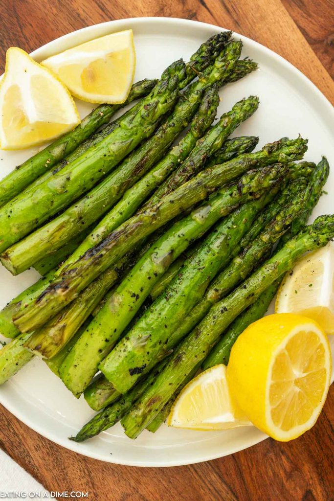Grilled asparagus on a plate. 