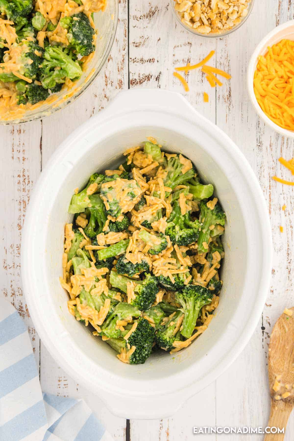 Broccoli mixture in the slow cooker