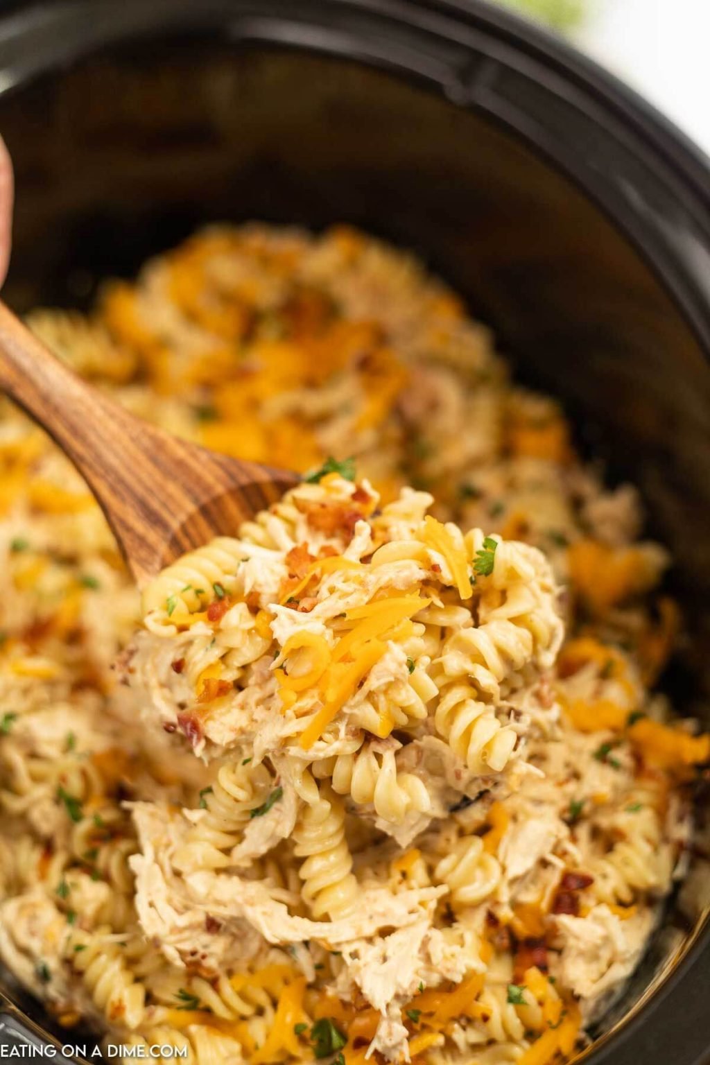 Crock Pot Chicken Bacon Ranch Pasta Recipe