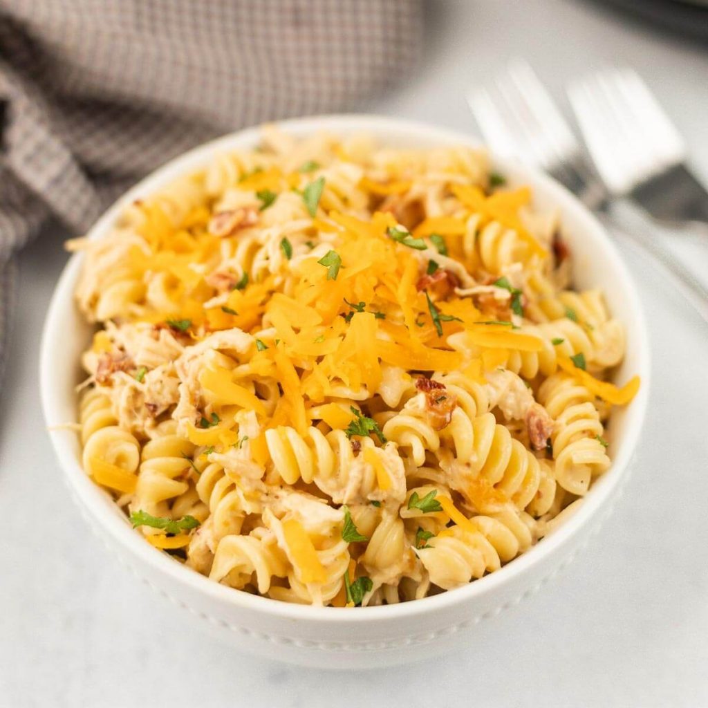 Close up image of bacon ranch pasta in the bowl