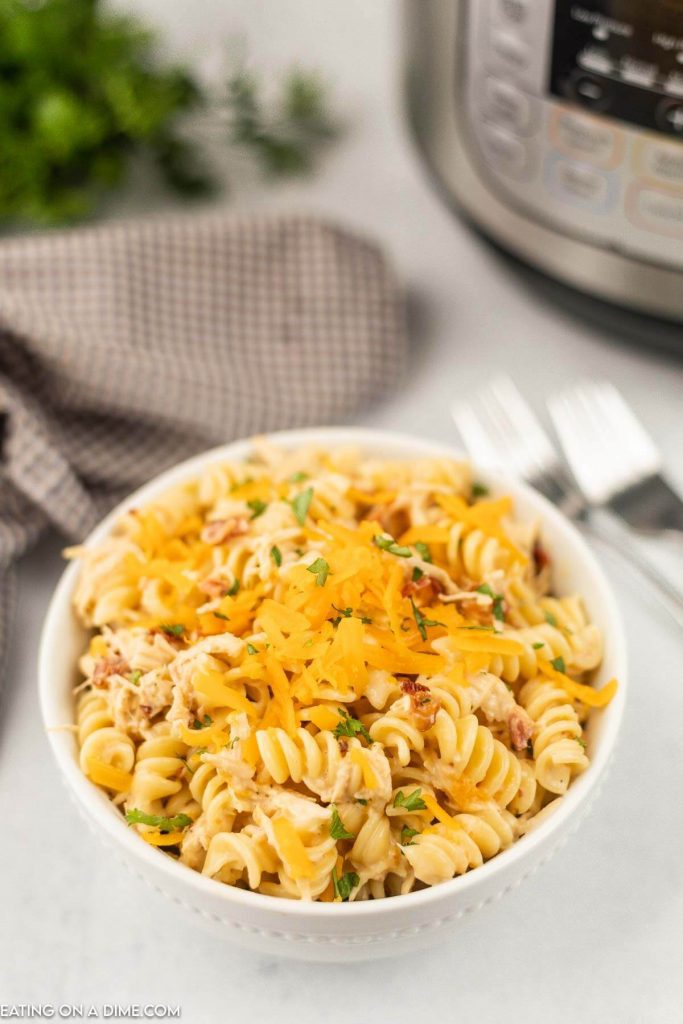 Close up image of bacon ranch pasta in the bowl