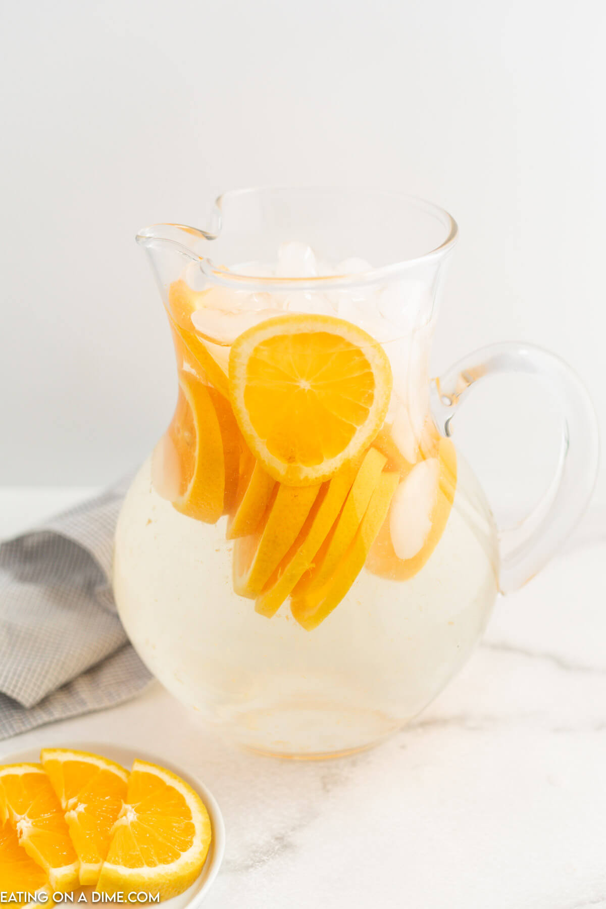 orange-water-orange-infused-water-with-mint