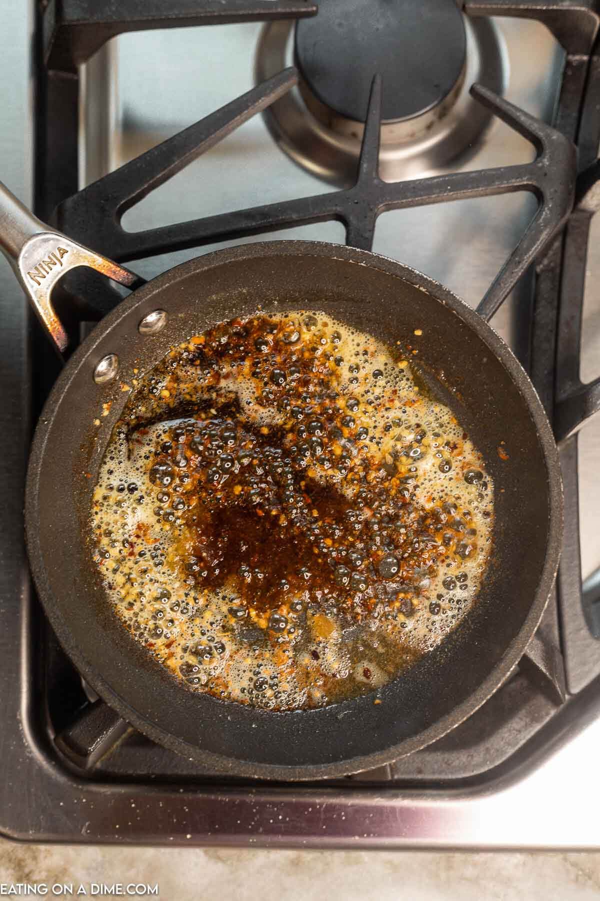 Cooking the glaze in the skillet