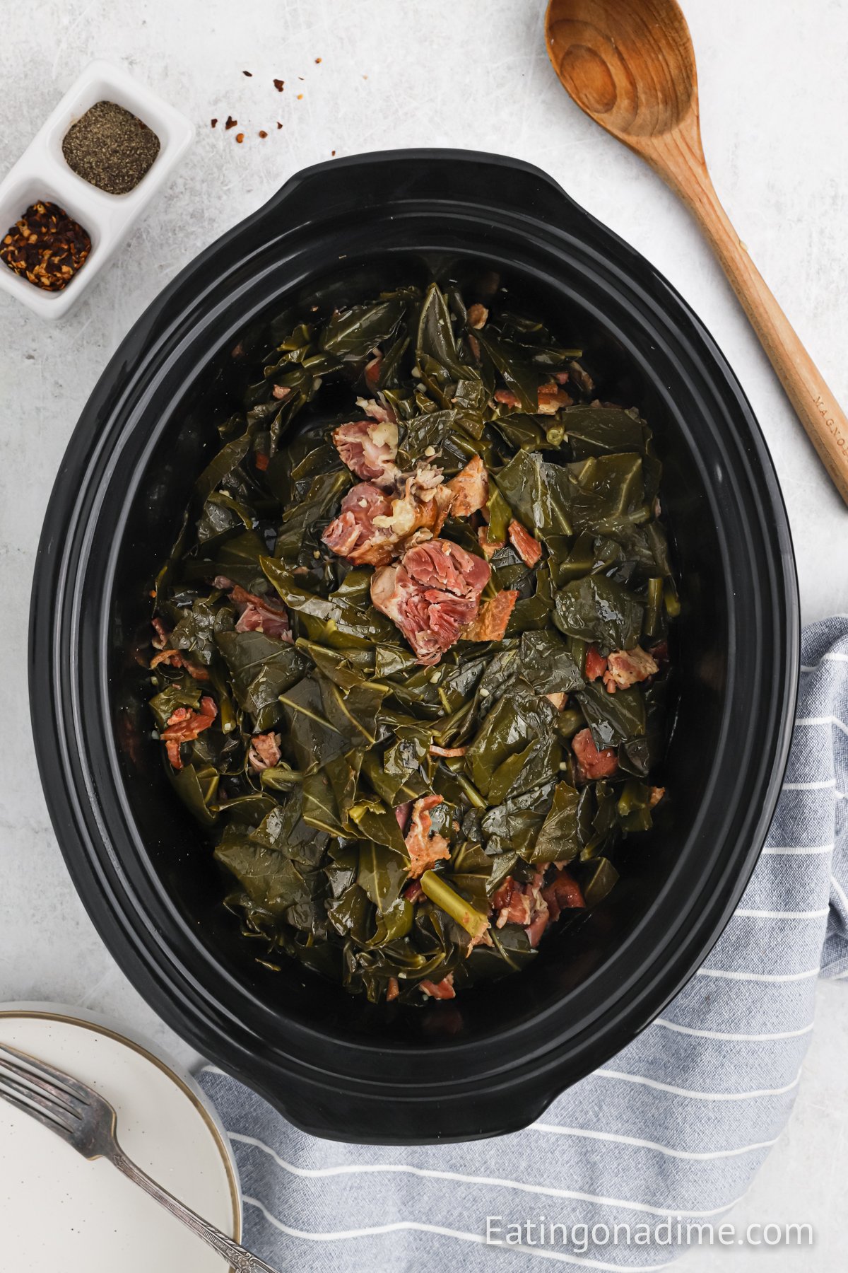 Collard greens with ham hock in the crock pot