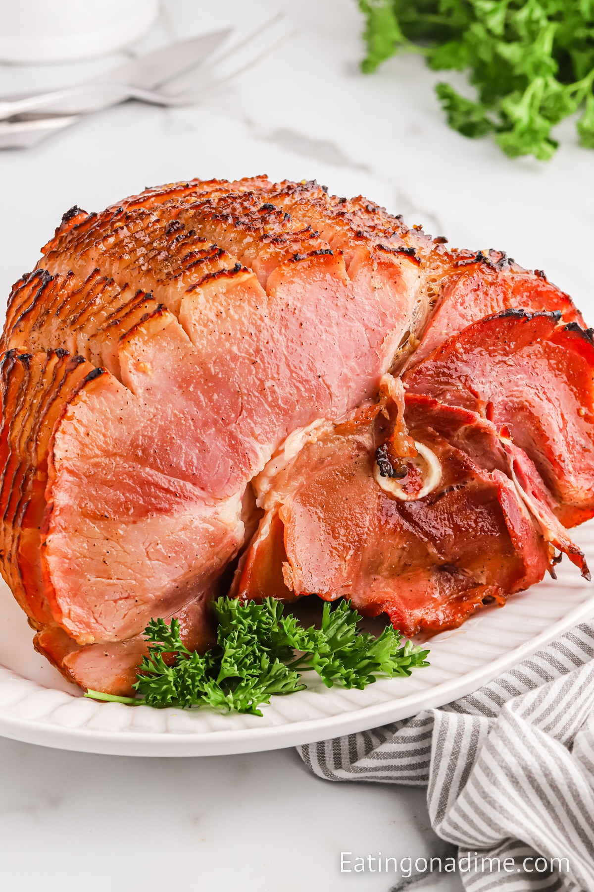 Slice ham on a plate