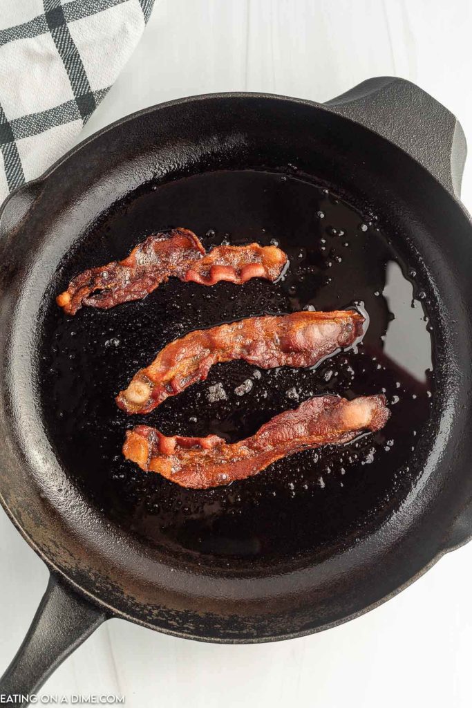 Cooking bacon in a skillet