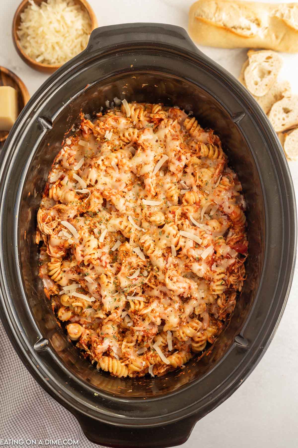 Chicken Parmesan Pasta in the slow cooker 