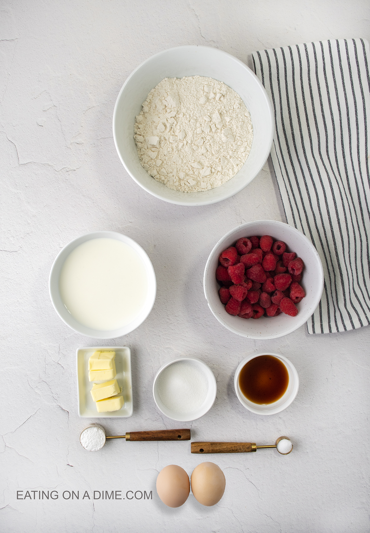 Ingredients for Raspberry pancakes Flour, raspberries, butter, vanilla, baking powder, salt, sugar, eggs