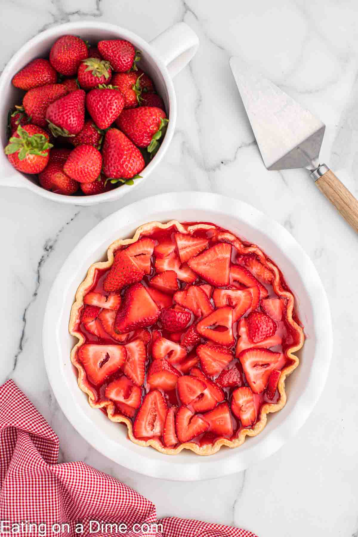 Strawberry pie in a pie plate