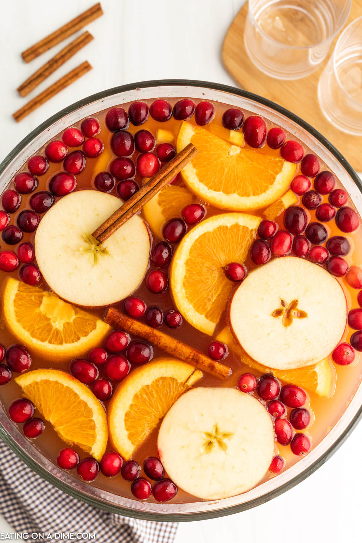 Easy Thanksgiving Punch Recipe - Play Party Plan