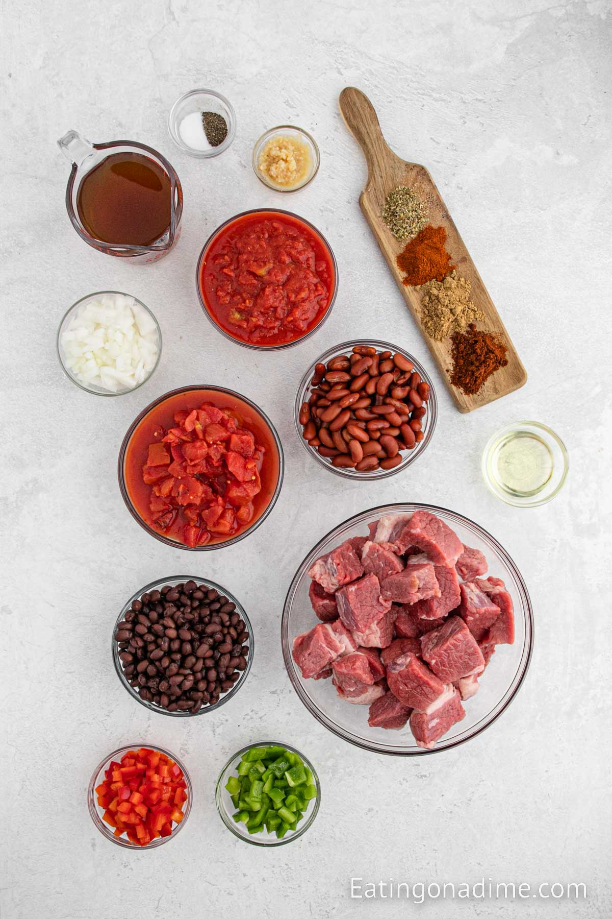 Ingredients needed for slow cooker brisket chili