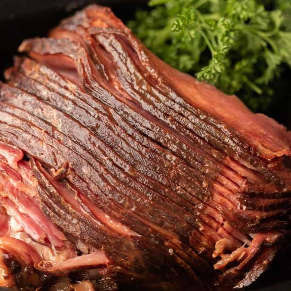 up close photo of spiral ham