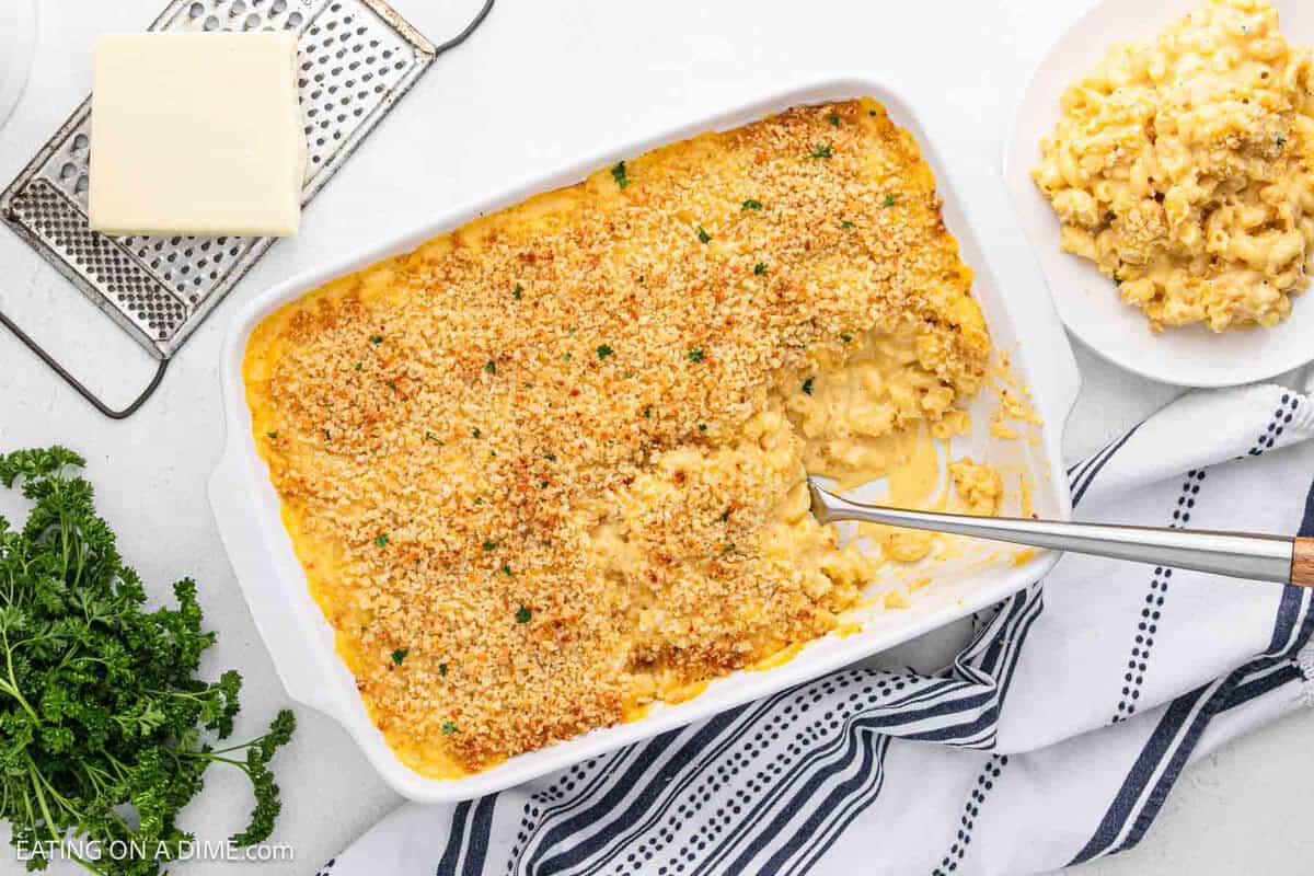 Easy Baked Mac and Cheese Recipe