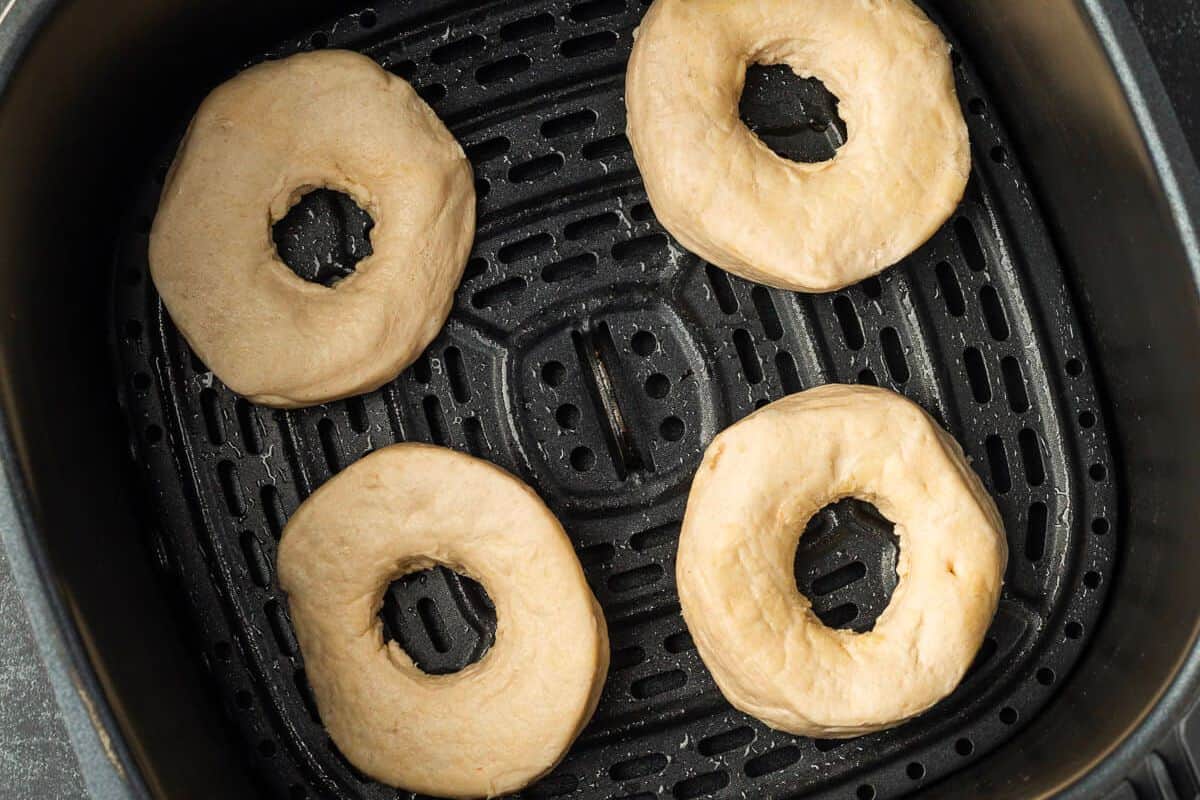 Donuts frying