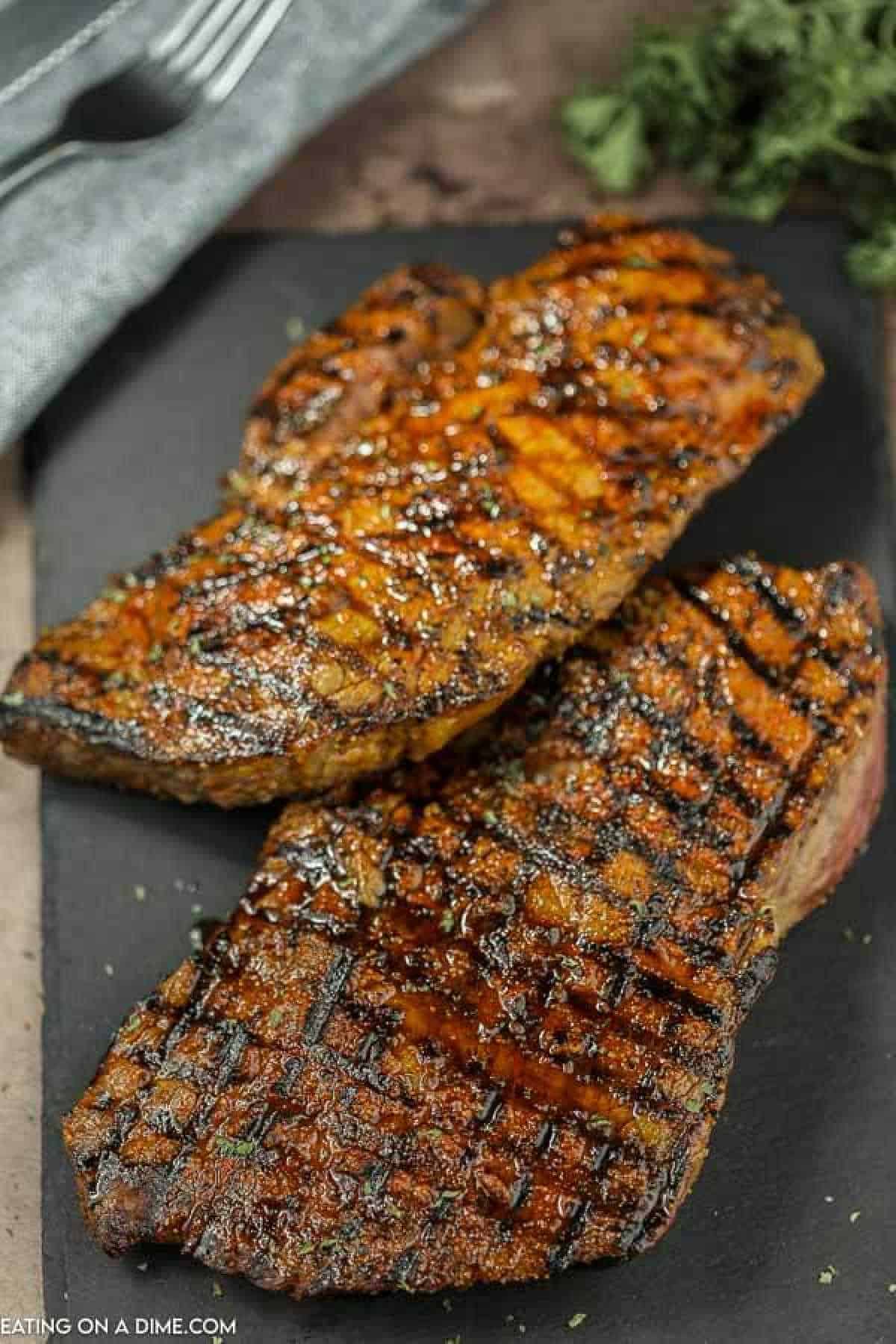 Texas Roadhouse Steak ready to eat.