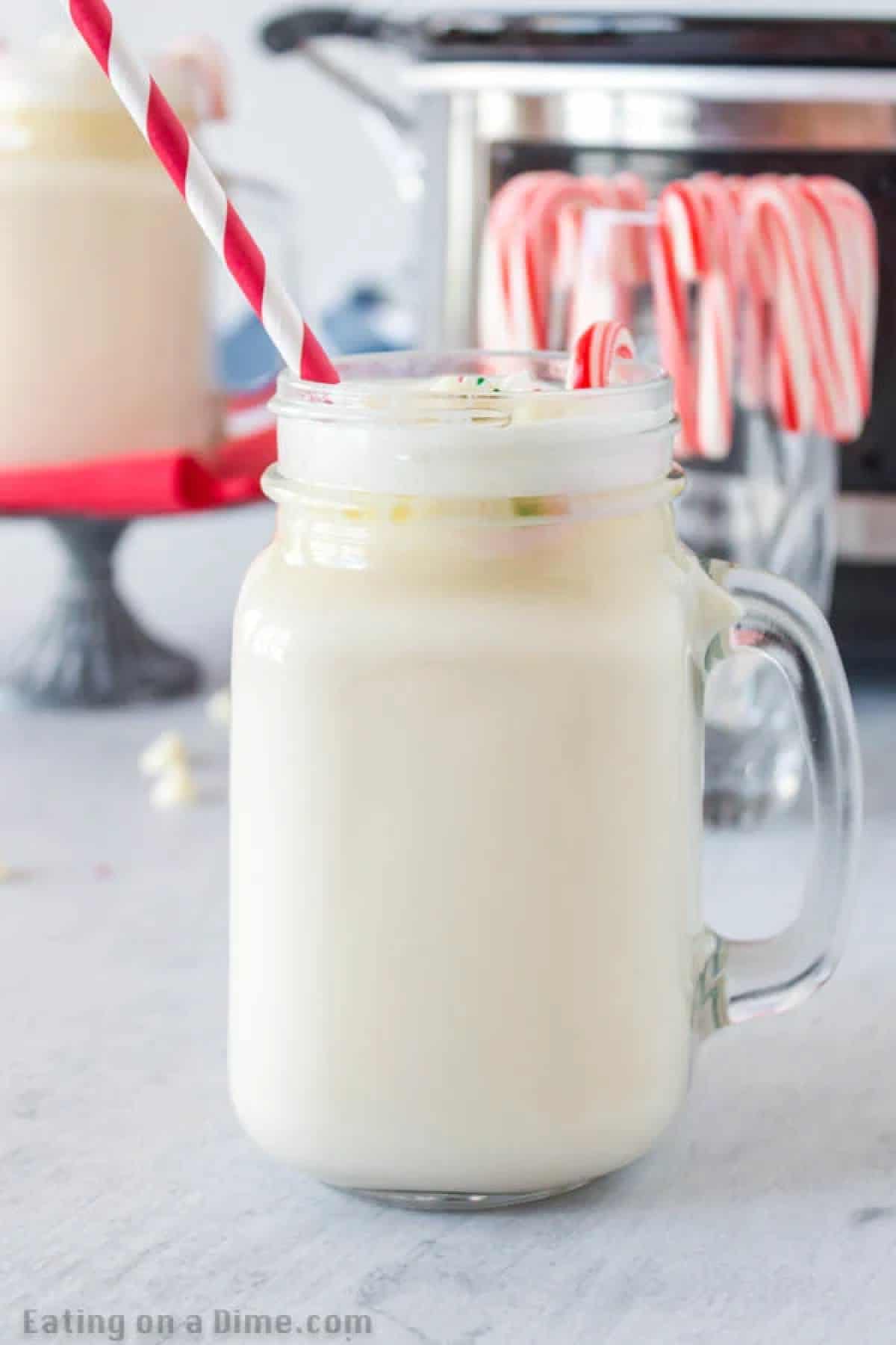 Crock pot white hot chocolate recipe is perfect to serve for a crowd at parties, holidays and more. Keep your hot chocolate warm all night long! Crock pot white hot chocolate recipe is perfect to serve for a crowd at parties, holidays and more. Keep your hot chocolate warm all night long!