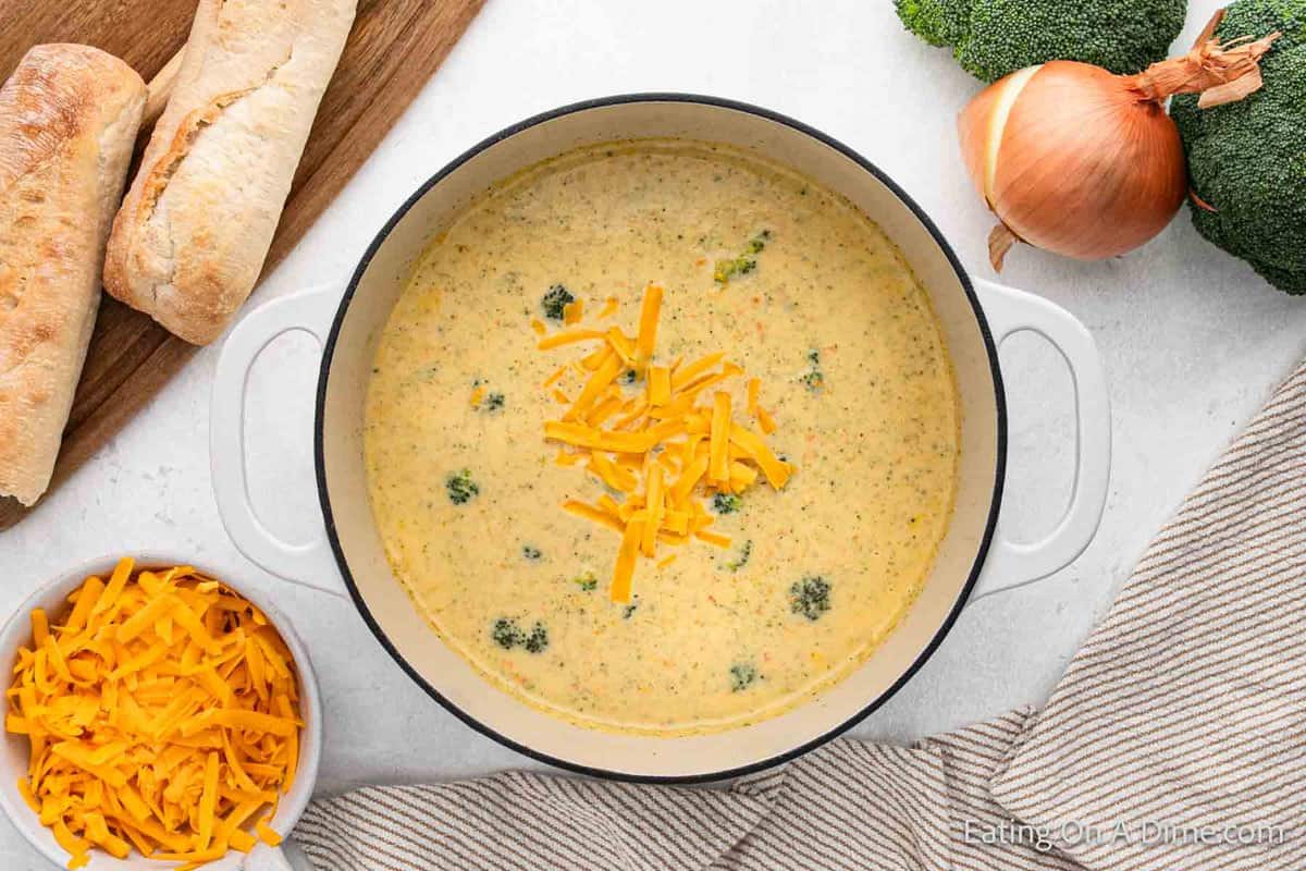 Broccoli Soup with Cheddar Cheese