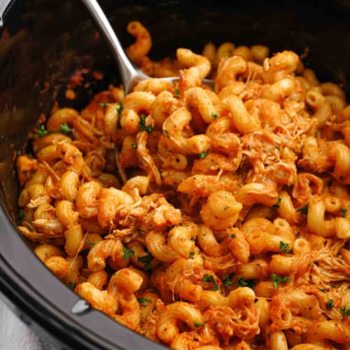 Creamy chicken pasta in the crockpot.