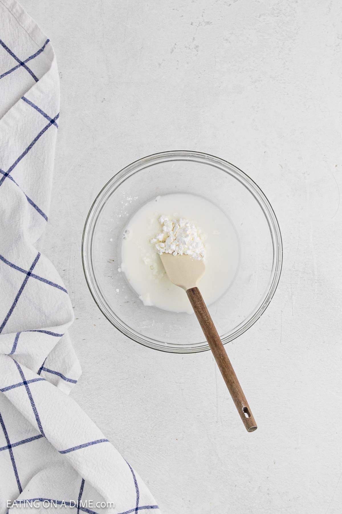 Cornstarch and water in a bowl.